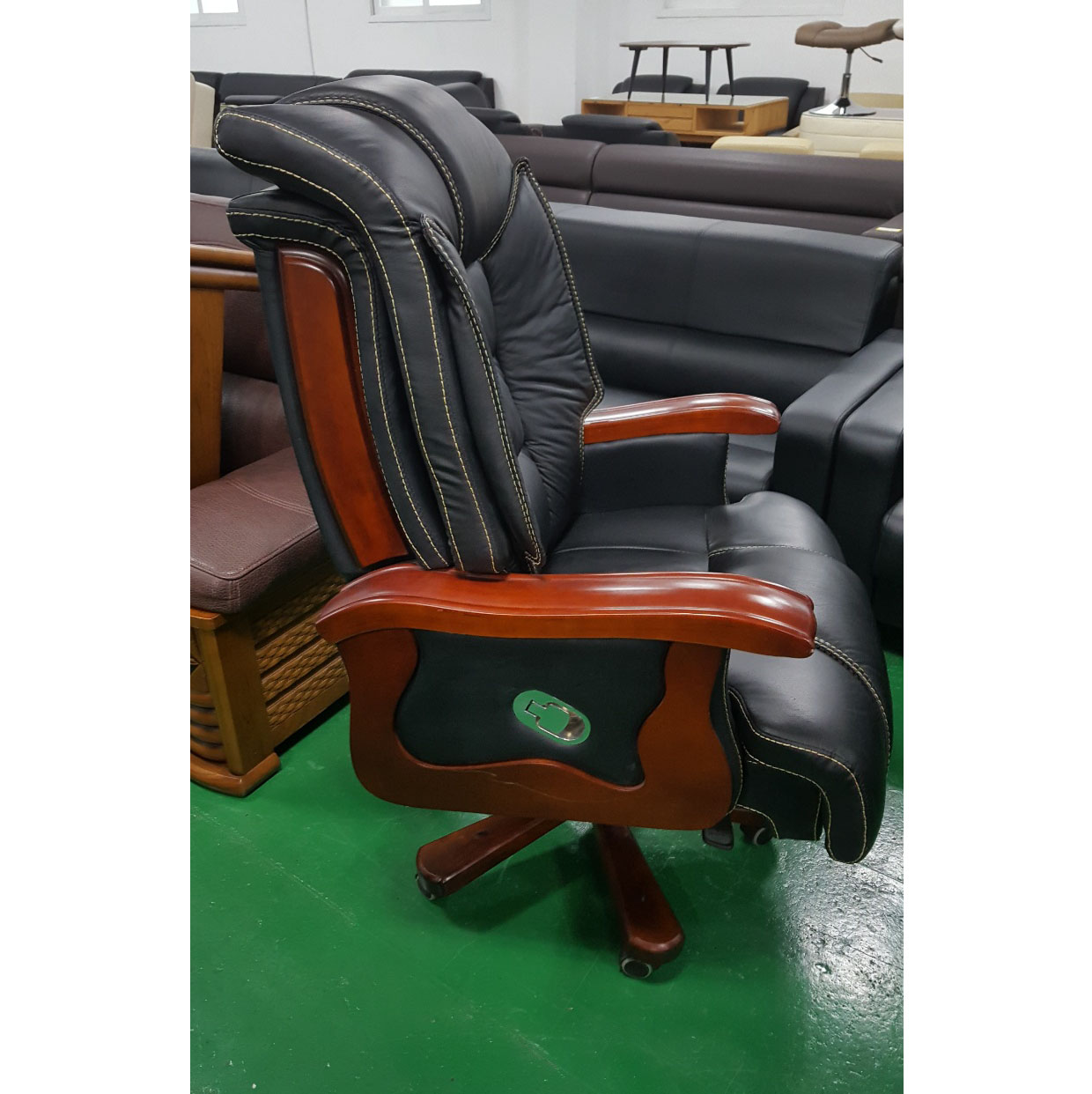 가죽 중역 의자