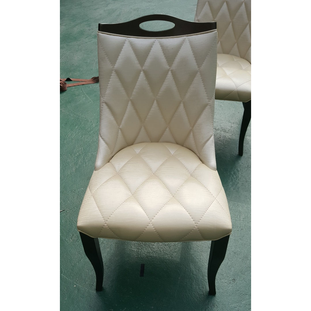 에몬스 대리석 식탁 4인