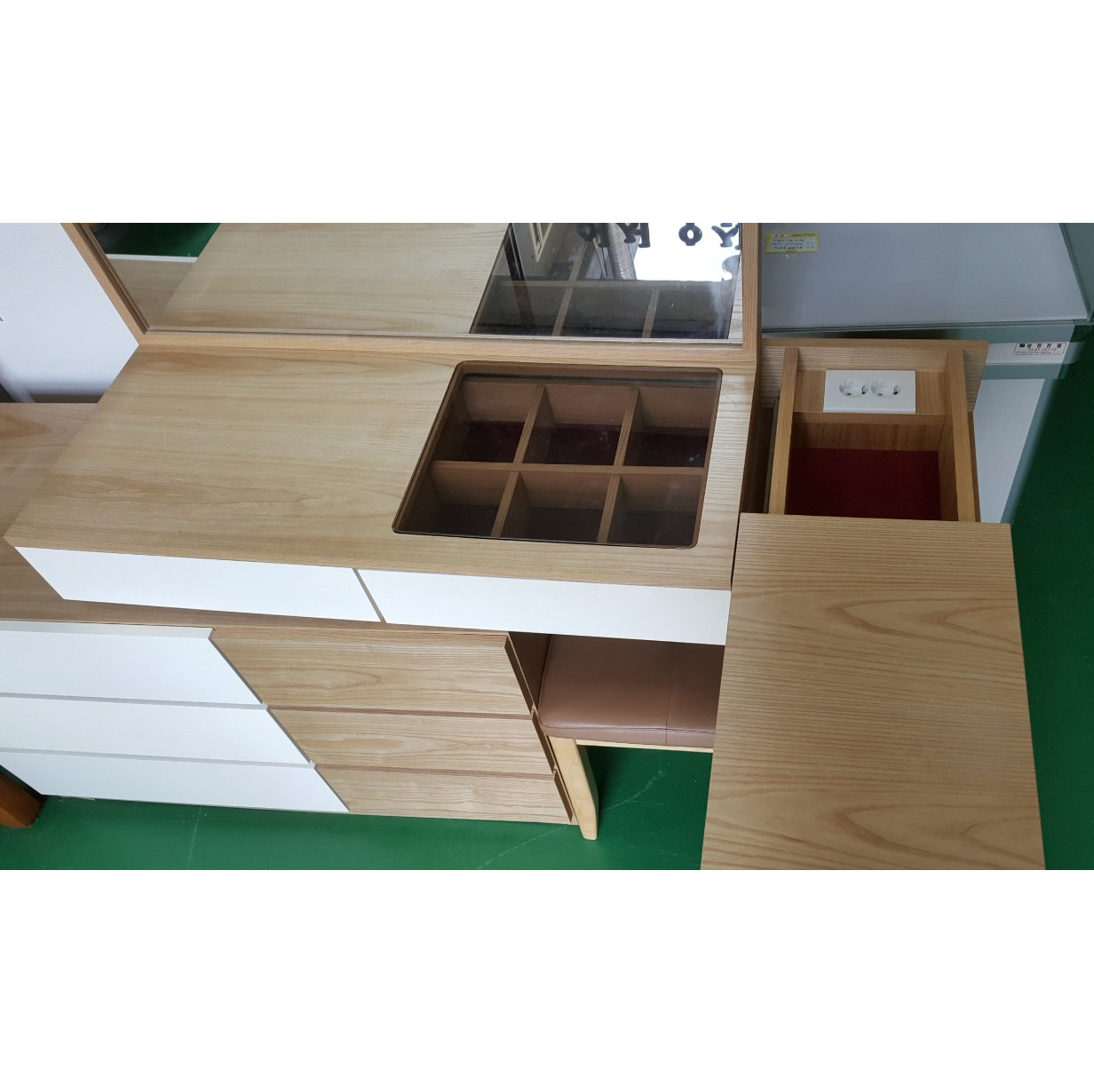 확장형 화장대 (의자포함)