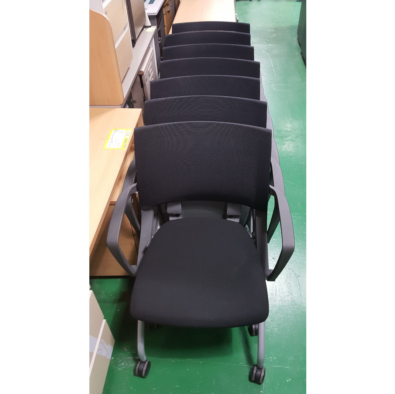 플러키 의자 26EA