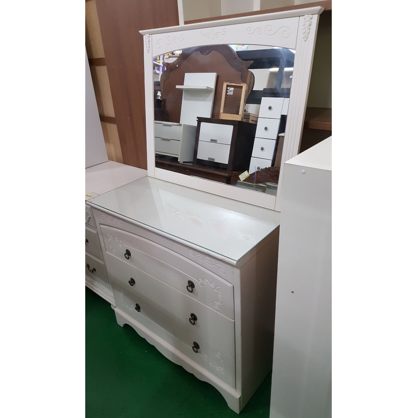 화장대 겸 서랍장