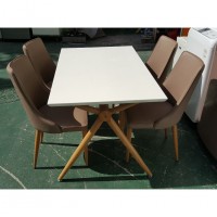 4인 대리석 식탁