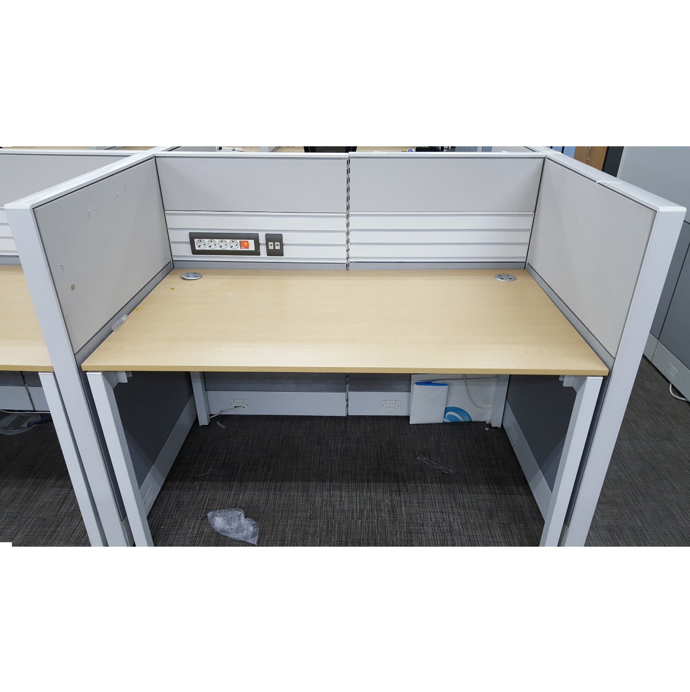 4다리 책상  신품수준 65EA