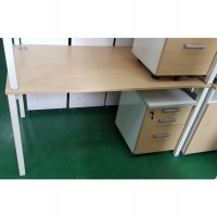 4다리 책상  신품수준 65EA