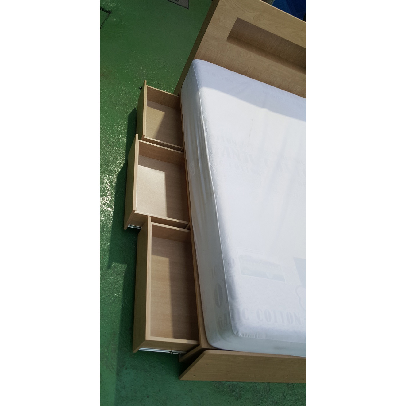 서랍식 침대  SS