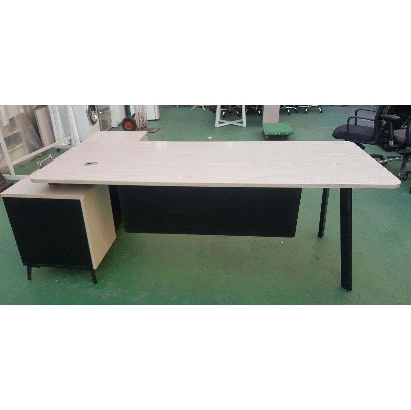 중역 책상 세트