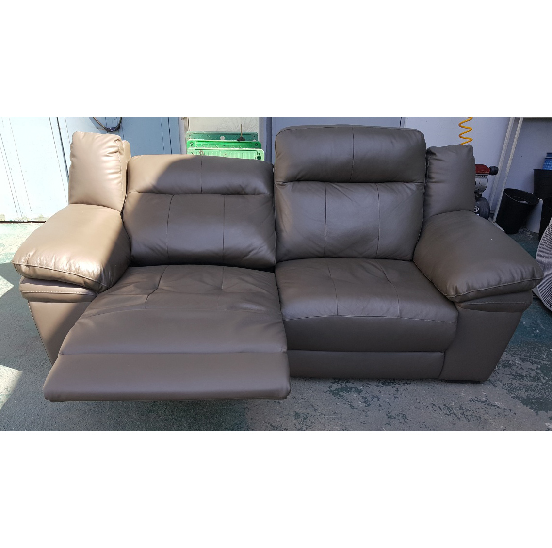 한샘 가죽 진동 리클라이너 쇼파