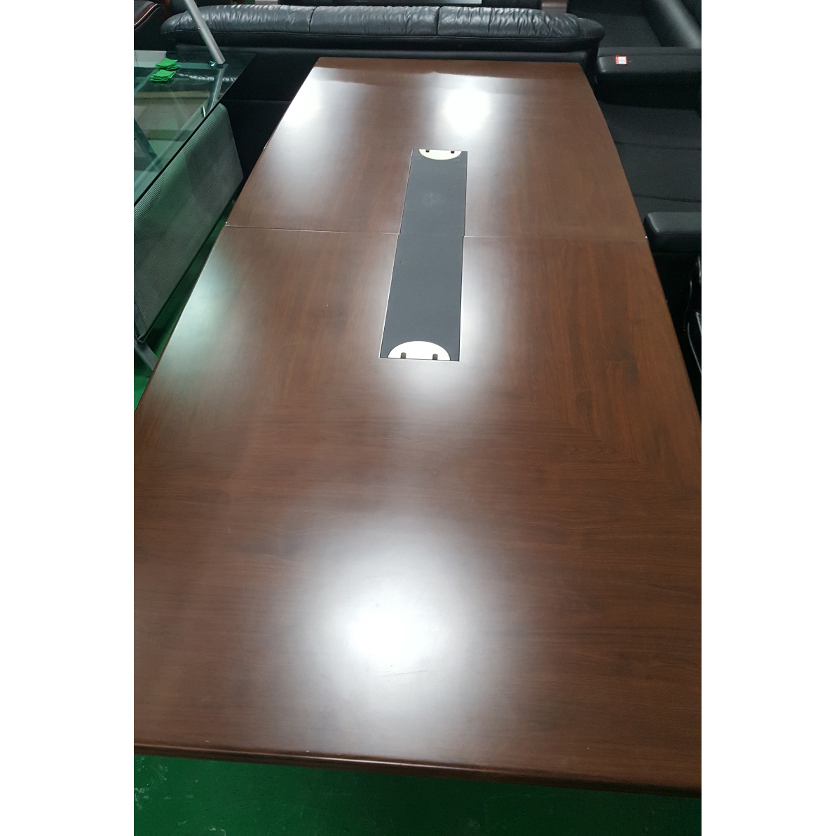 중역 회의용 테이블