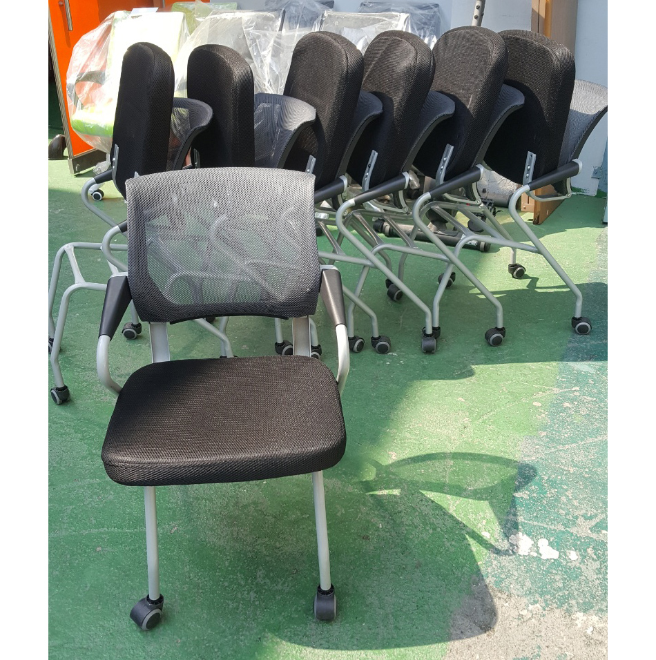 플러키 의자 7EA