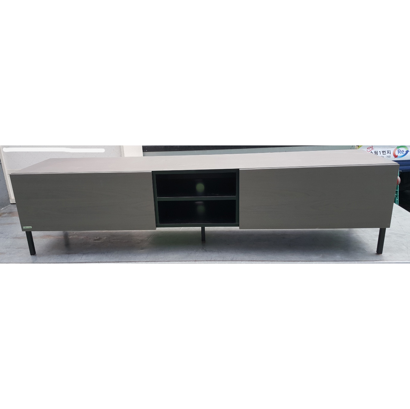 리바트 드레스장(TV다이)