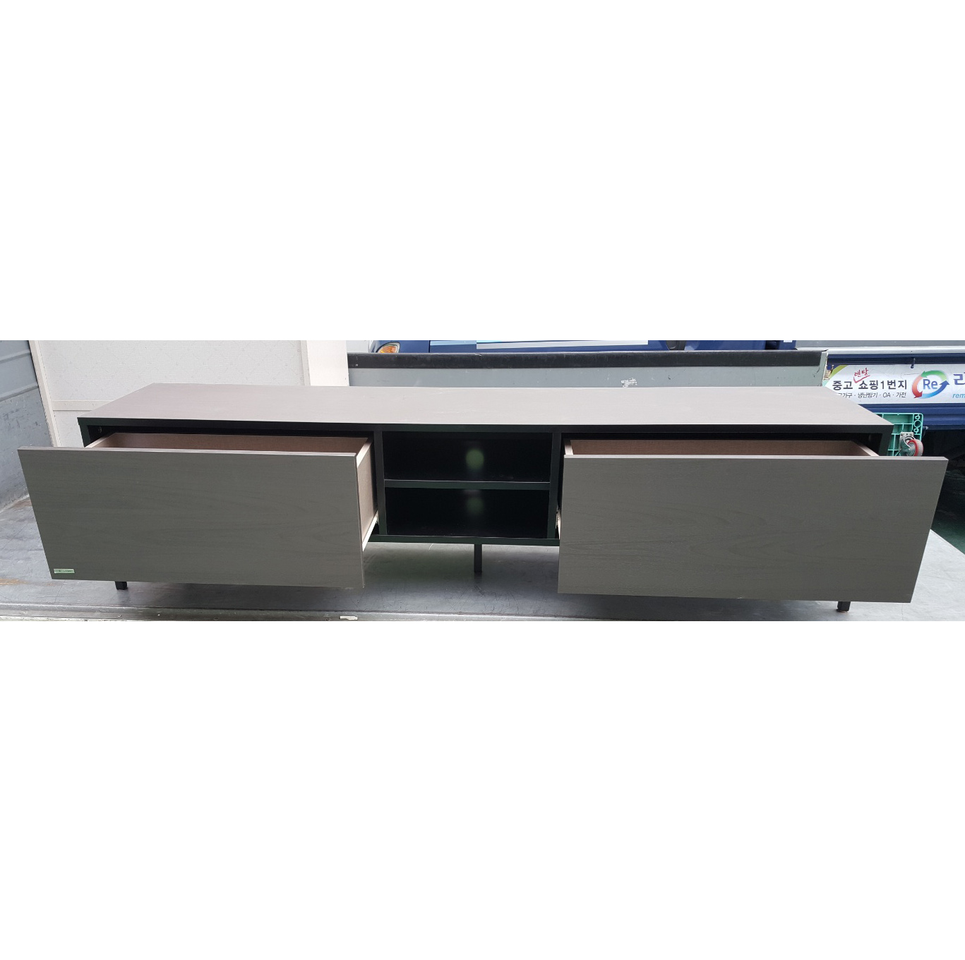 리바트 드레스장(TV다이)