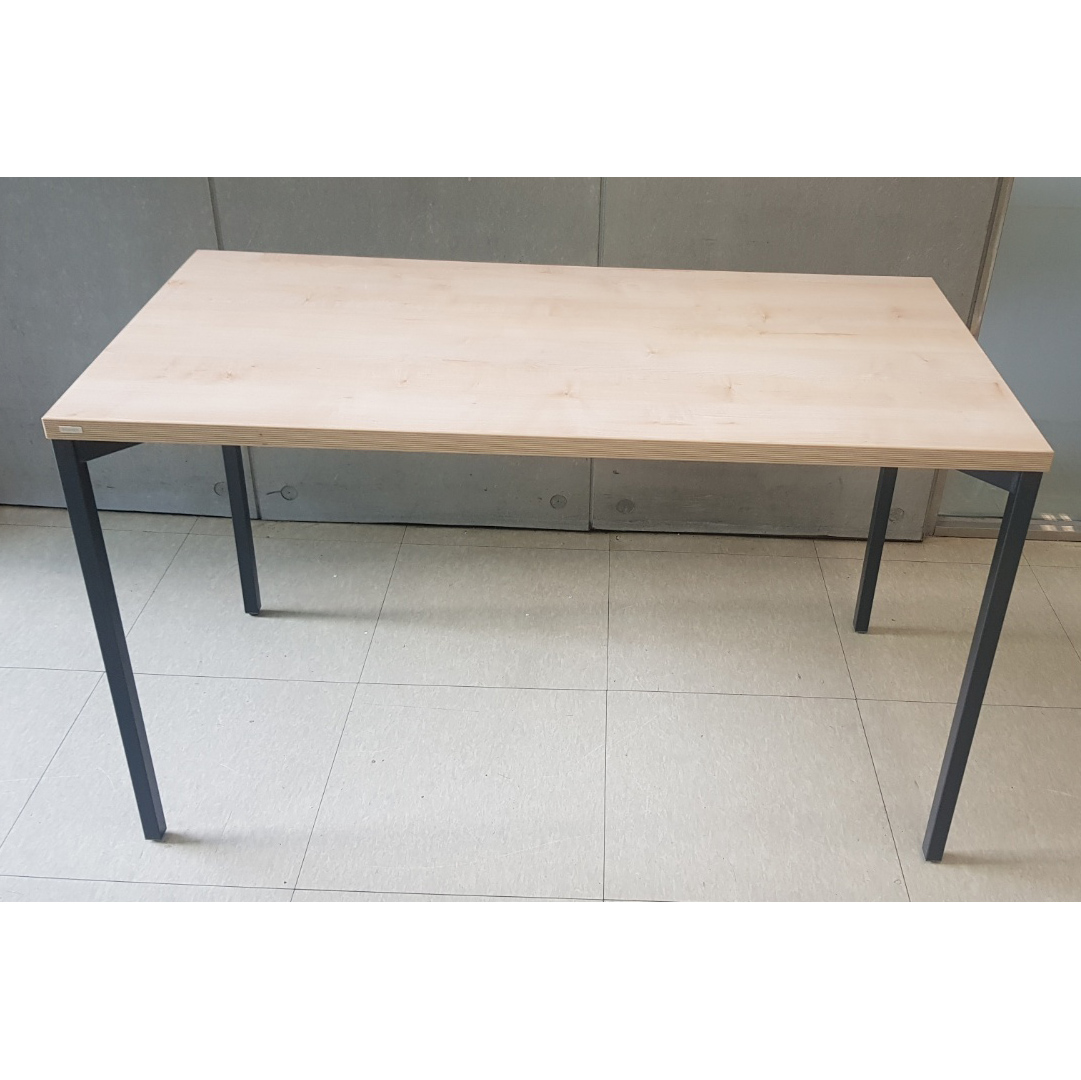 데스커 책상 23EA