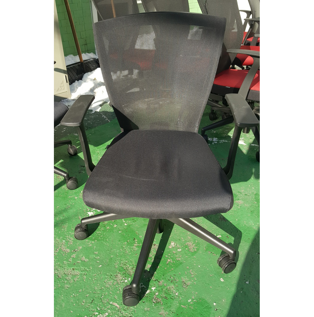 베스툴 메쉬 의자  32EA