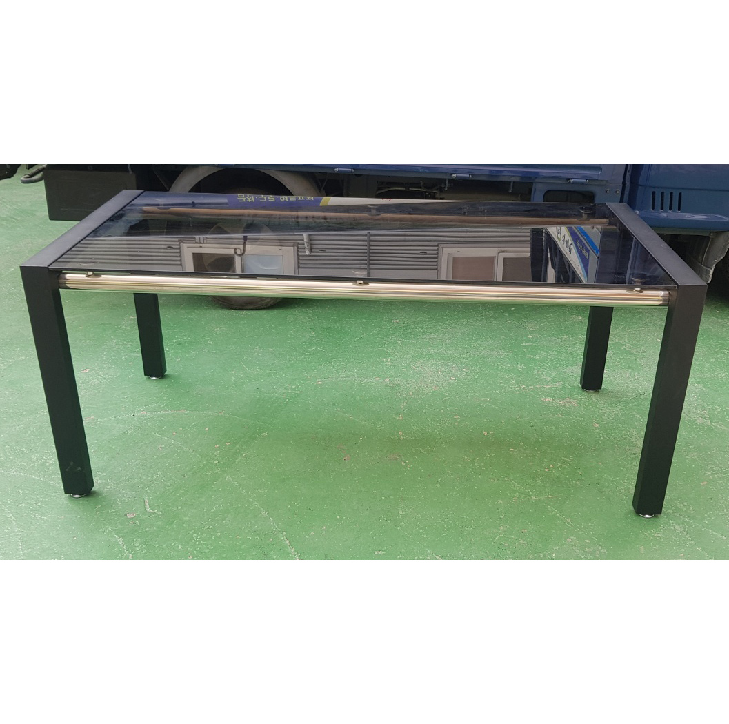 강화 유리 테이블