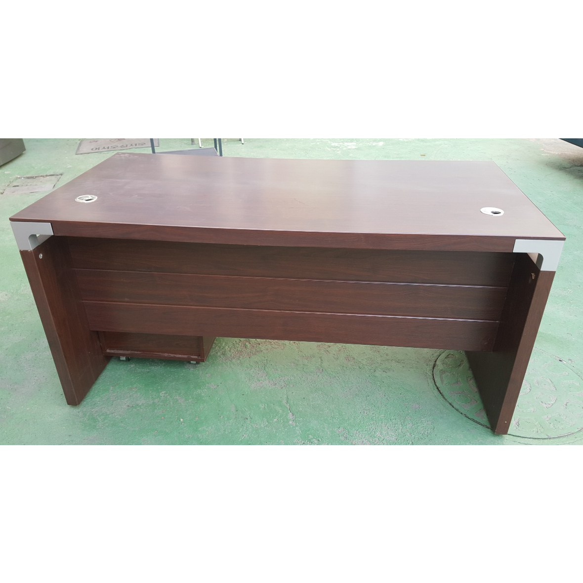 중역 책상 세트