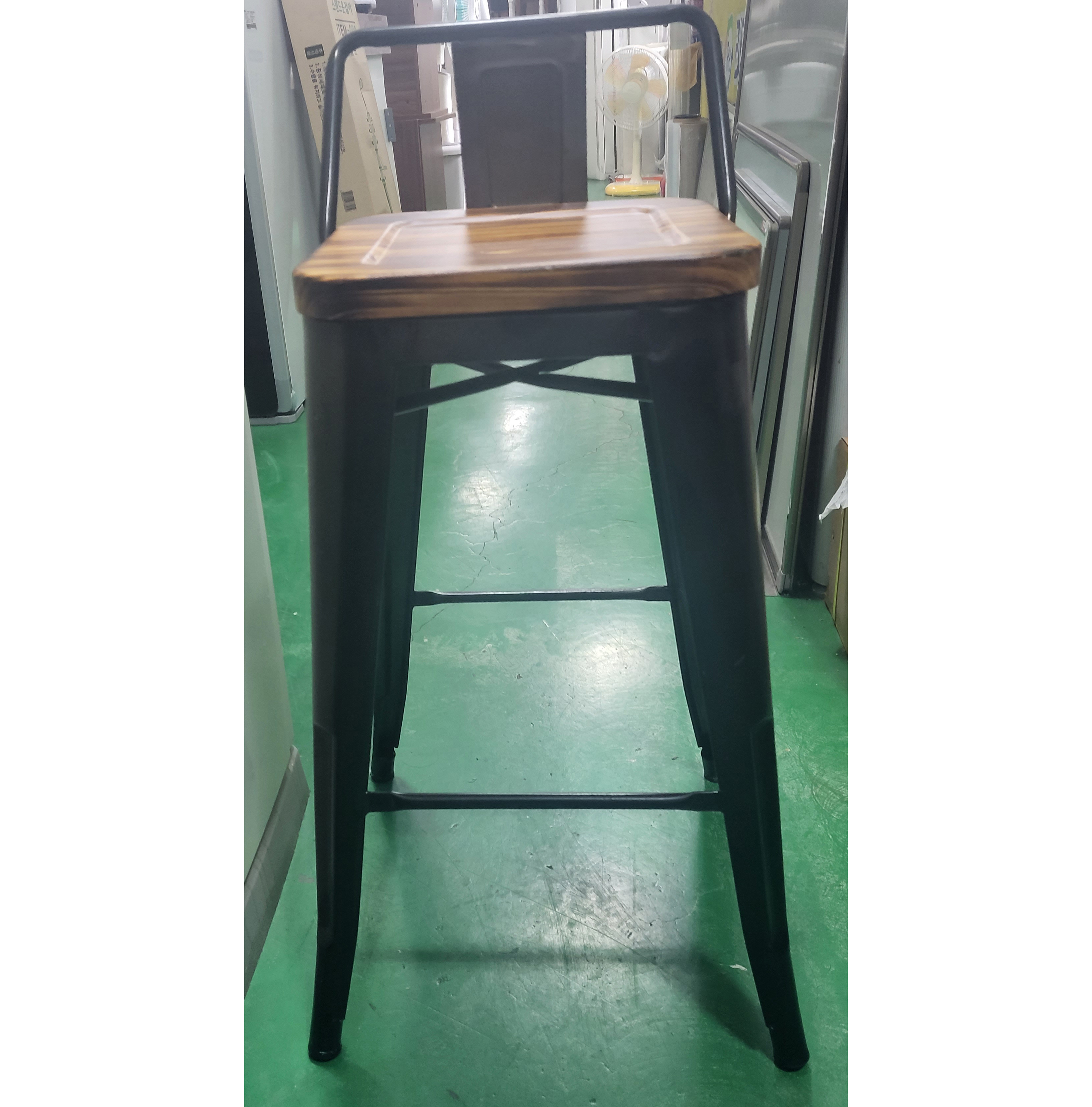 조명 바 테이블