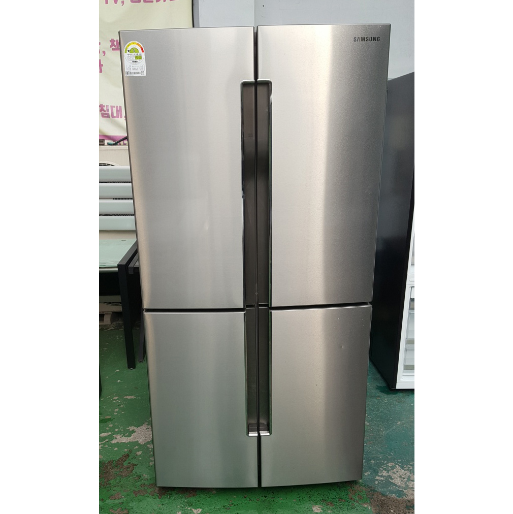 4도어 냉장고 900L